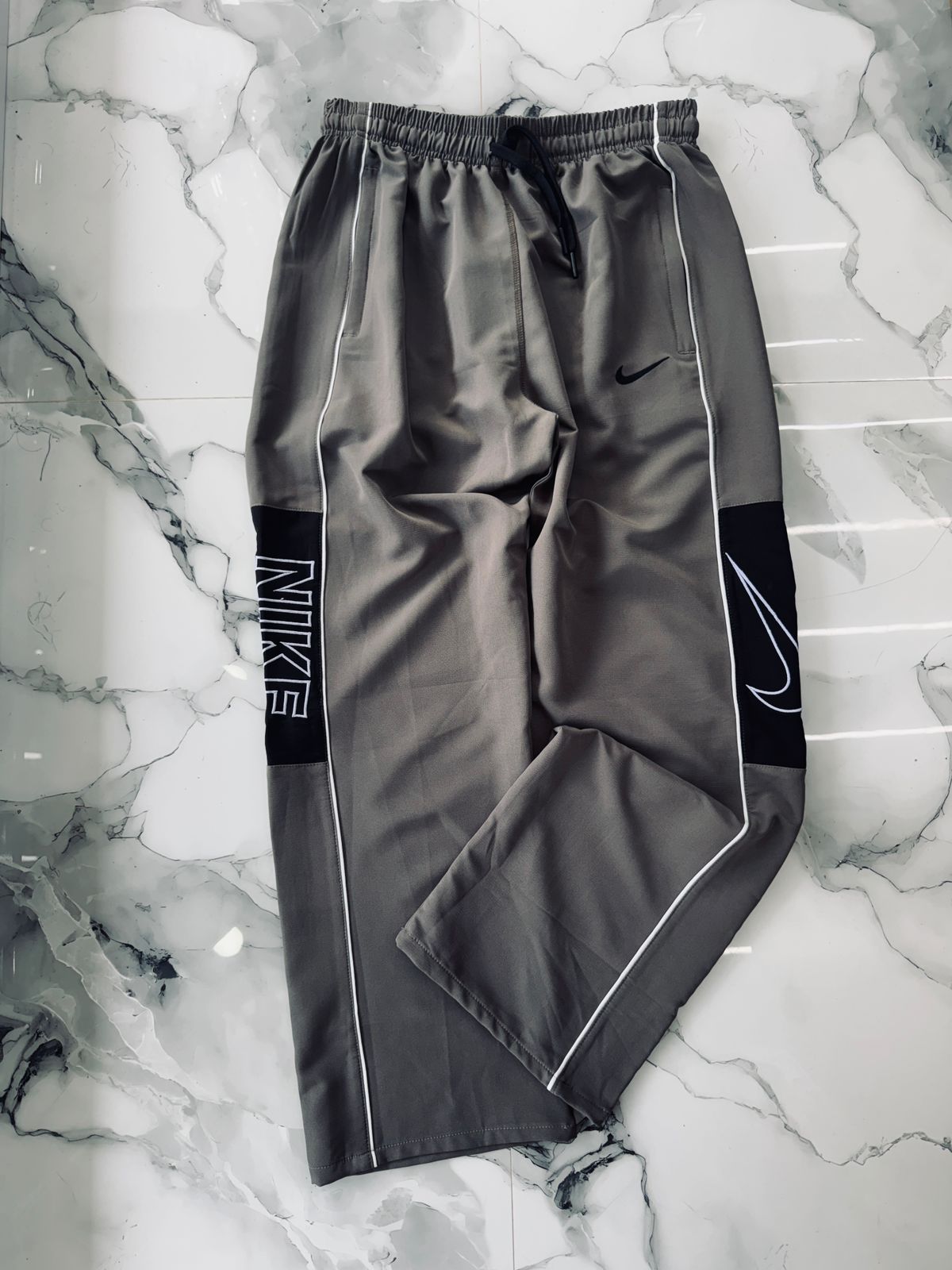 Men's Grey Performance Track Pants – Premium Sports Joggers with Graphic Side Panels
