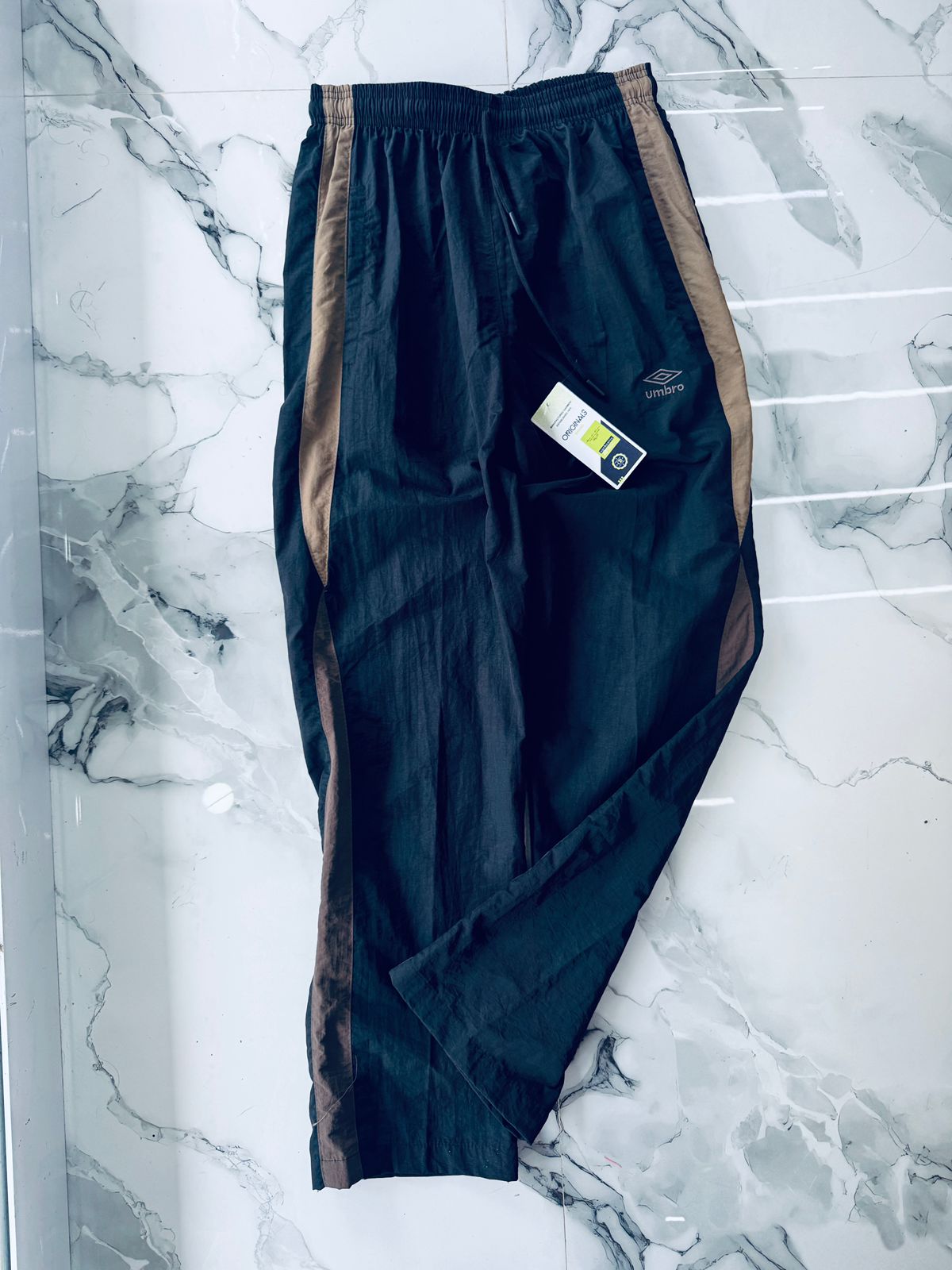 Men's Black & Khaki Side Panel Track Pants – Lightweight Sports Joggers with Elastic Waist